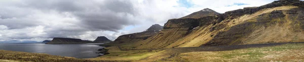 Panoramisch Uitzicht Kustlijn Bij Grundarfjordur Ijsland — Stockfoto