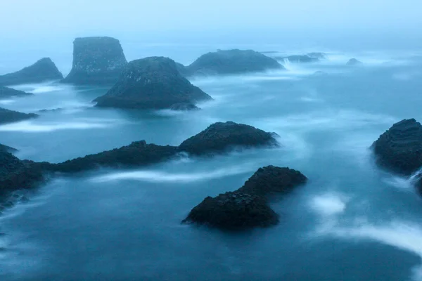 Burzliwy Nadmorski Krajobraz Arnarstapi Nocy Islandia — Zdjęcie stockowe