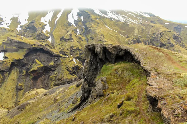 Thorsmoerk Teki Vadi Bulutların Arasındaki Dev Dağ Zlanda Yürüyüş Parkurları — Stok fotoğraf