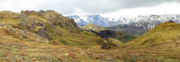 Panorama Montanhas Thorsmoerk Fimmvoerduhals Trilha Caminhadas Islândia — Fotografia de Stock