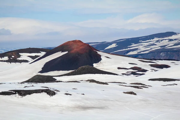 Vista Una Las Montañas Más Jóvenes Islandia Montaña Magni Modri —  Fotos de Stock