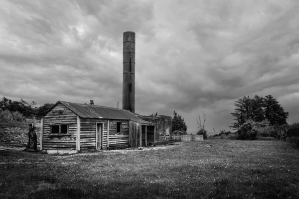 新西兰南岛怀俄塔鬼城的老矿厂 — 图库照片