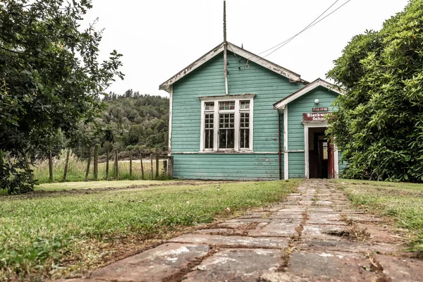 Старая Маленькая Школа Blackwater Недалеко Города Призрака Феута Новая Зеландия — стоковое фото