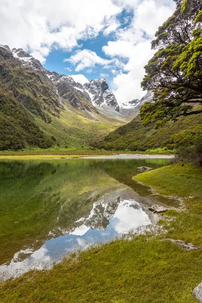 Tranquil Mountain Lake Mackenzie Famous Routeburn Track Fiordland National Park — Stock Photo, Image