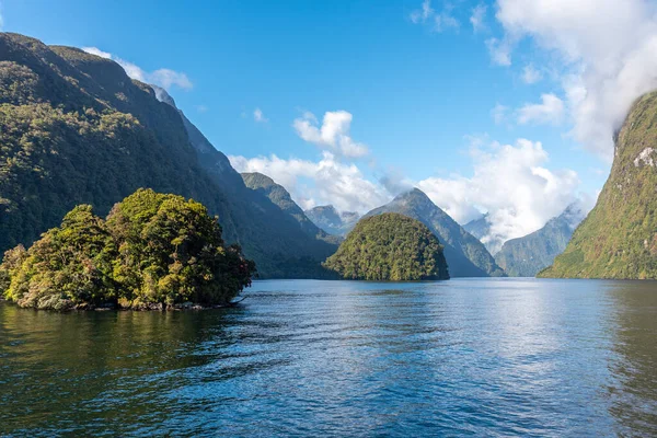 Південному Острові Нової Зеландії Горах Видніються Хмари — стокове фото