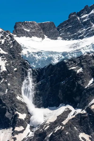 Imagen Detallada Una Avalancha Que Comienza Mount Sefton Parque Nacional — Foto de Stock
