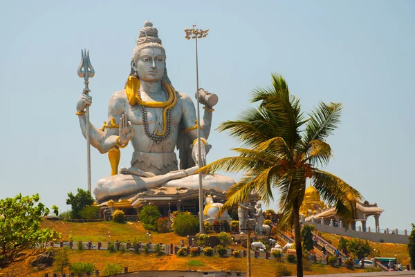 Estátua de Lord Shiva em Murudeshwar. Templo em Karnataka, Índia — Fotografia de Stock