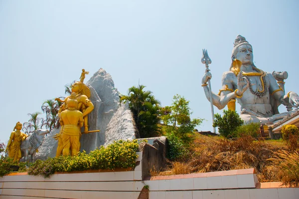 Murudeshwar でシヴァ神の像。カルナータカ州、インドの寺院 — ストック写真