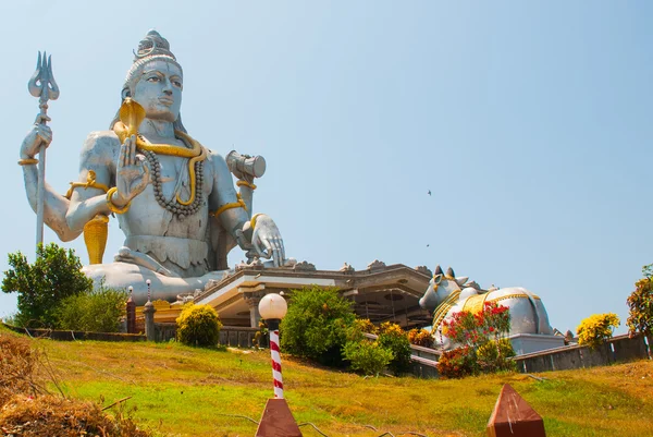 Estátua de Lord Shiva em Murudeshwar. Templo em Karnataka, Índia — Fotografia de Stock