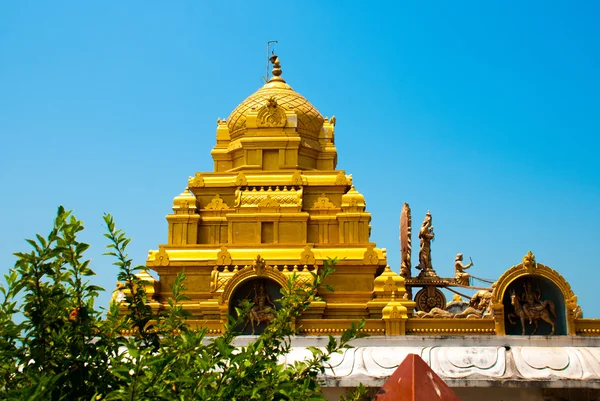 Fragment architektonický celek. Murudeshwar. Chrám v Karnataka, Indie — Stock fotografie