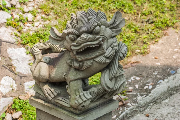 Una piccola scultura nel tempio. Kuala Lumpur, Malesia . — Foto Stock