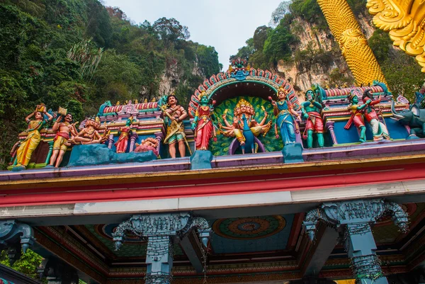 Socha hinduistického Boha v batu jeskyně, kuala lumpur, Malajsie — Stock fotografie