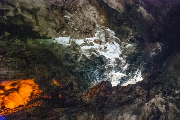 Grotte di Batu, statua di Lord Murugan. Kuala Lumpur, Malesia . — Foto Stock