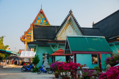 Budist tapınağı. Hatyai. Tayland.