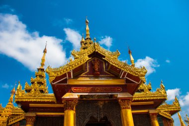 Shwedagon Selami pagoda. Yangon, Myanmar