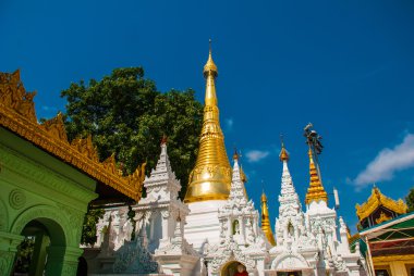 Shwedagon Selami pagoda. Yangon, Myanmar