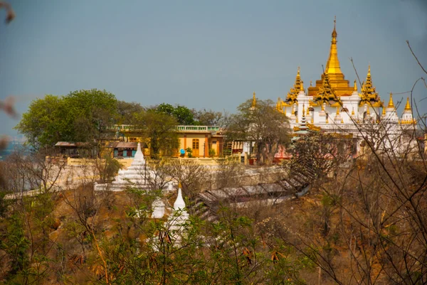 Küçük kasaba Sagaing, Myanmar görünümünü