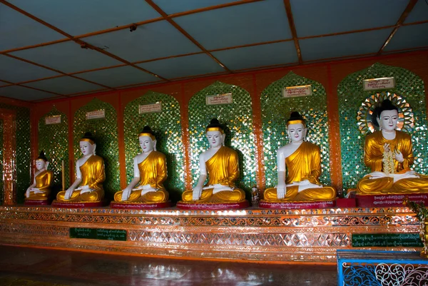 Muitas esculturas Bubba. Sagaing, Mianmar — Fotografia de Stock