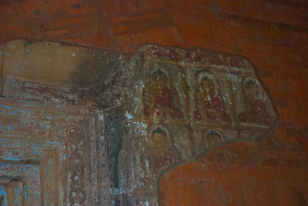 Το εσωτερικό του ναού. Ένα θραύσμα από ένα τοίχο του ναού. Μπαγκάν, Μιανμάρ. Βιρμανία — Φωτογραφία Αρχείου
