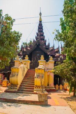 Shwe bin kyaung, ahşap teak Manastırı mandalay, myanmar'olduğunu