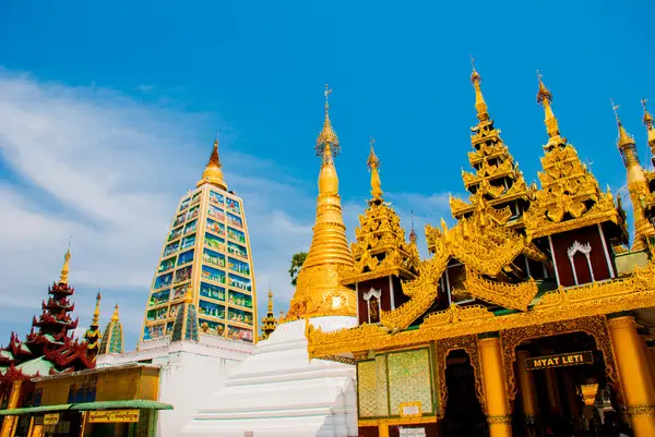 Shwedagon Paya pagode. Rangum, Mianmar — Fotografia de Stock