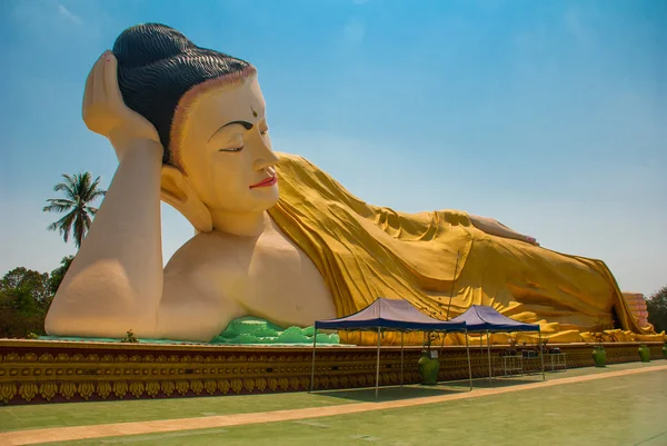 Mya Tha Lyaung yatan Buda. Bago. Myanma. Burma.