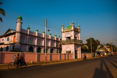 Güzel cami. Burma. Mawlamyine, Myanmar.