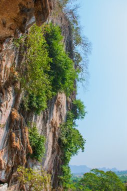Üstten Görünüm kutsal mağara. HPa-An, Myanmar. Burma.