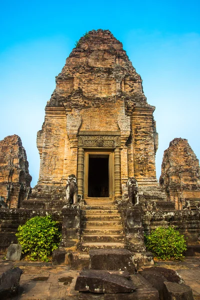 The temple complex of Angkor.Cambodia. — Stock Photo, Image