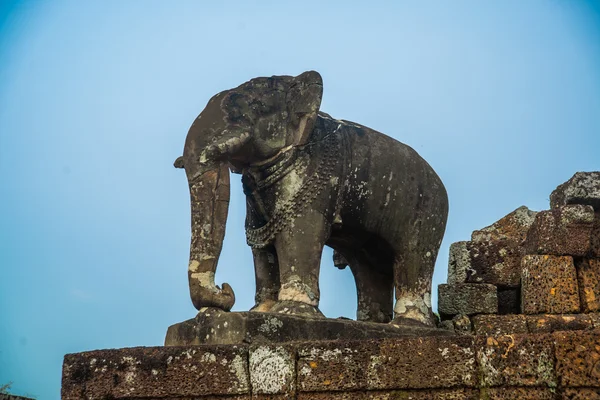 Pomnik słonia. Na terenie kompleksu świątyni Angkor. — Zdjęcie stockowe