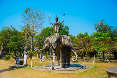 antik heykel ve Buda Park, Vientiane, Laos hindu ve Budizm Tanrı heykelleri