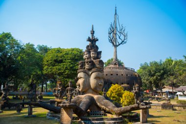 antik heykel ve Buda Park, Vientiane, Laos hindu ve Budizm Tanrı heykelleri