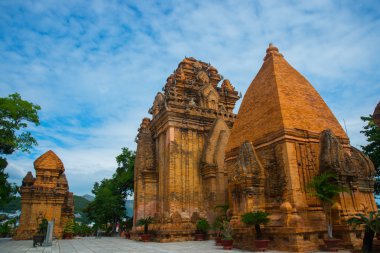 Tapınak karmaşık Po Nagar, Ponagar Cham kulesi. Nha Trang.Vietnam