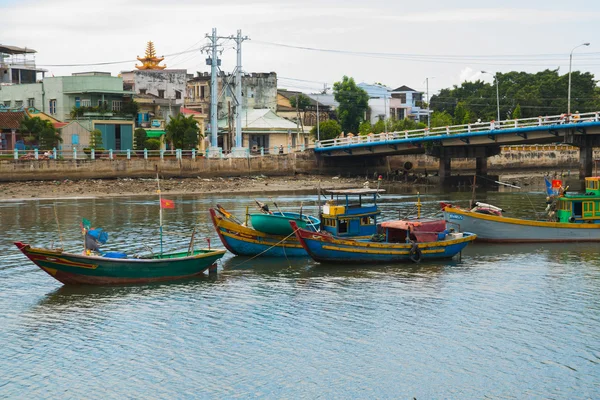 Bateau vietnamien traditionnel en forme de panier, Phan Thiet, Vietnam — Photo