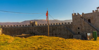 OHRID, NORTH MACEDONIA: Kuzey Makedonya 'daki UNESCO Dünya Mirasları Bölgesi olan Kral Samuel' in Eski Kalesi veya Samuel 'in Ohri' deki Kalesi