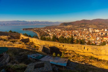 OHRID, NORTH MACEDONIA: Kuzey Makedonya 'daki UNESCO Dünya Mirasları Bölgesi olan Kral Samuel' in Eski Kalesi veya Samuel 'in Ohri' deki Kalesi