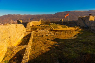 OHRID, NORTH MACEDONIA: Kuzey Makedonya 'daki UNESCO Dünya Mirasları Bölgesi olan Kral Samuel' in Eski Kalesi veya Samuel 'in Ohri' deki Kalesi