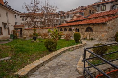 OHRID, NORTH MACEDONIA: St. Nicholas Bolnichki Kilisesi 14. yüzyılda Ohri şehrinde inşa edilmiştir. UNESCO Dünya Mirası Alanı