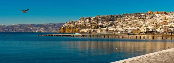 Ohrid North Macedonia 在奥赫里德的新年庆祝活动之前 美丽的冬季风景 可以看到湖景和老城 教科文组织世界遗产场址 — 图库照片