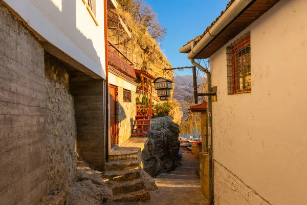 Ohrid 北マセドニア オフリドの旧市街の中心部にある伝統的な白い家 ユネスコ世界遺産 — ストック写真