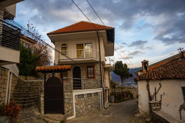 Ohrid North Macedonia Traditionella Vita Hus Mitt Den Gamla Staden — Stockfoto