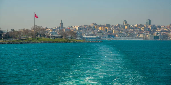 Istanbul Turkey Beautiful View City Istanbul Sunny Weather Tourist Boat — Stock Photo, Image