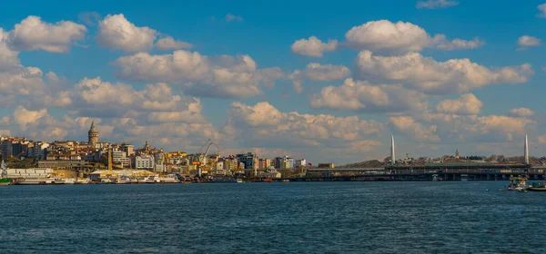 Istanbul Turkey Beautiful View City Istanbul Sunny Weather Tourist Boat — Stock Photo, Image