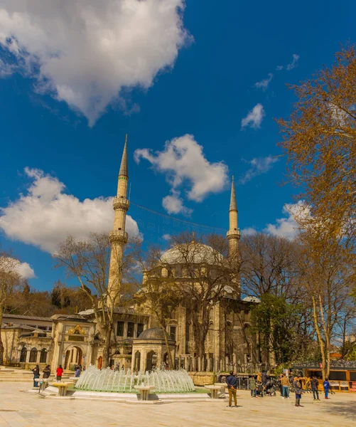 Istanbul Turkey Beautiful Eyup Sultan Mosque Eyup District Istanbul Сонячний — стокове фото