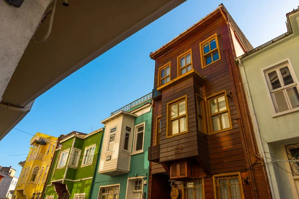 Istanbul Turkey Färgglada Gamla Byggnader Gata Stadsdelen Fatih Istanbuls Gamla — Stockfoto