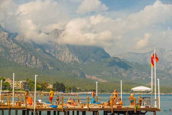 Kemer Turquía Famosa Playa Central Kemer Día Soleado Popular Complejo — Foto de Stock