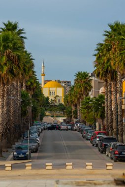 DURRES, ALBANIA: Arnavutluk 'un Durres kentindeki Durres Büyük Camii veya Durres Büyük Camii, Fatih Camii.