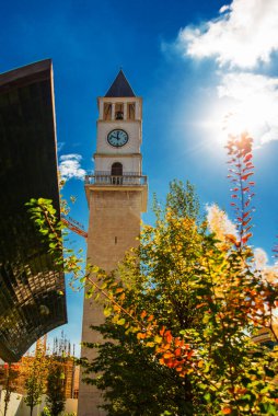 TİRAN, ALBANIA: Tiran şehir merkezindeki Eski Saat Kulesi.