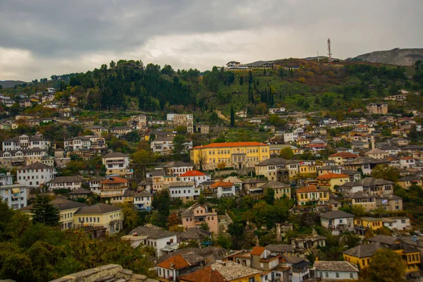 Gjirokastra Albania Κάτοψη Της Όμορφης Παλιάς Πόλης Του Αργυροκάστρου Ταξιδιωτική — Φωτογραφία Αρχείου