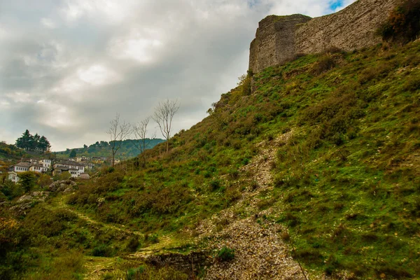 Gjirokastra Albanien Blick Auf Die Alte Festung Und Die Mauern — Stockfoto